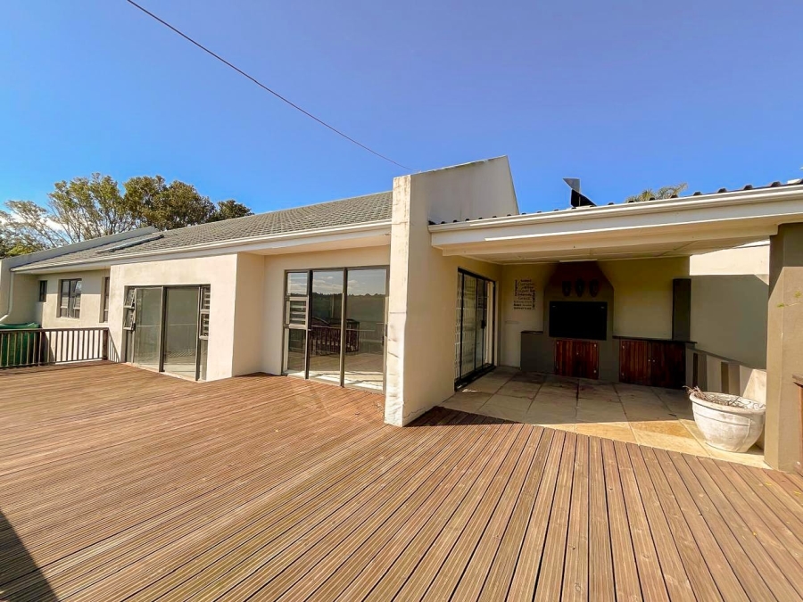 3 Bedroom Property for Sale in Beacon Bay Eastern Cape
